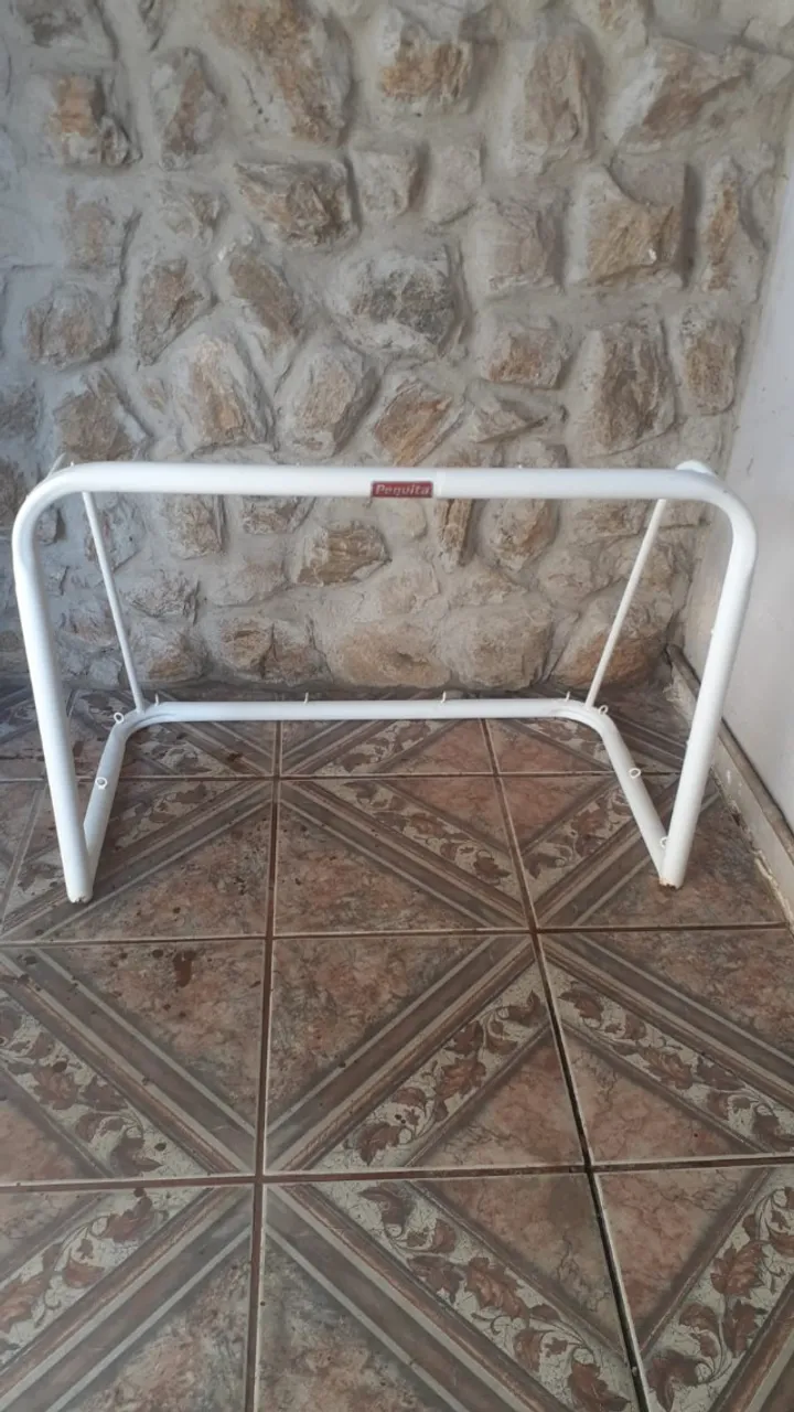 Vendo ou troco Trave de gol infantojuvenil