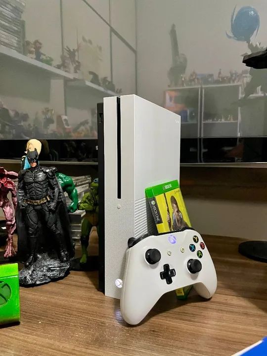 Xbox One S. 1 controle Excelente 