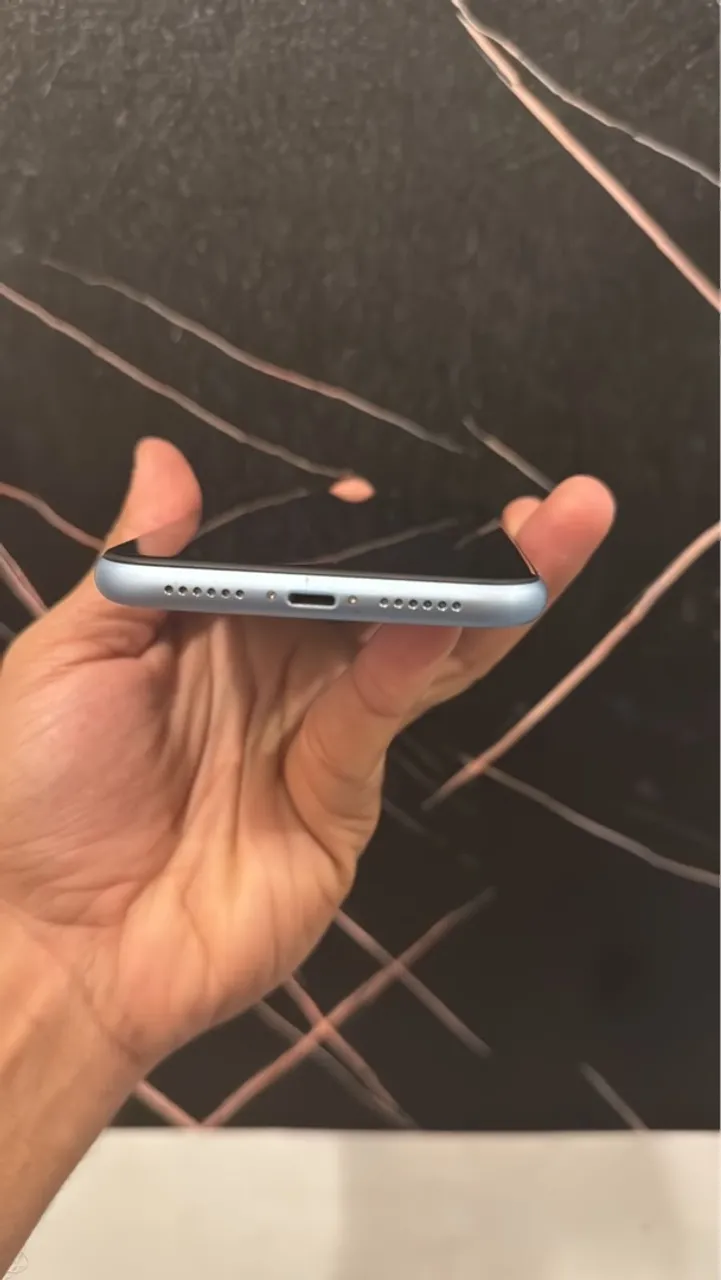 iPhone XR Azul - 128GB