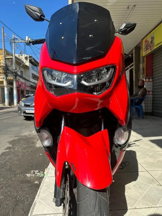 Yamaha Nmax vermelha 2023  - Foto 2