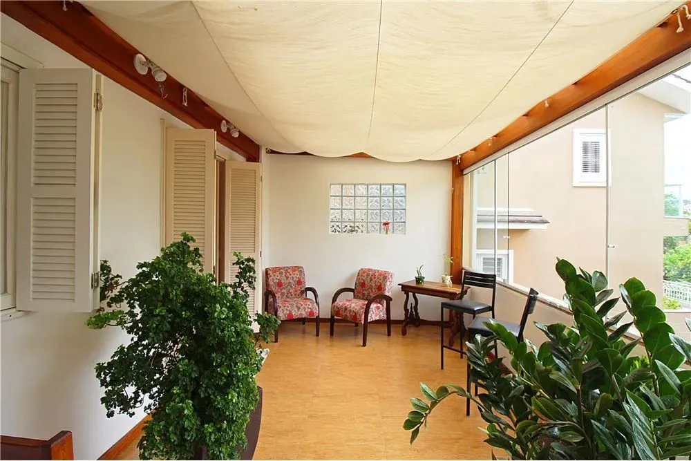 MFF 185 Casa 610221046-2 - Casa à venda no bairro Medianeira - Porto Alegre/RS