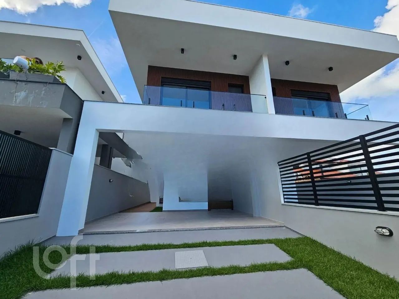 Casa à venda em Campeche Sul com 159 m², 3 quartos, 3 suítes, 2 vagas - Foto 2