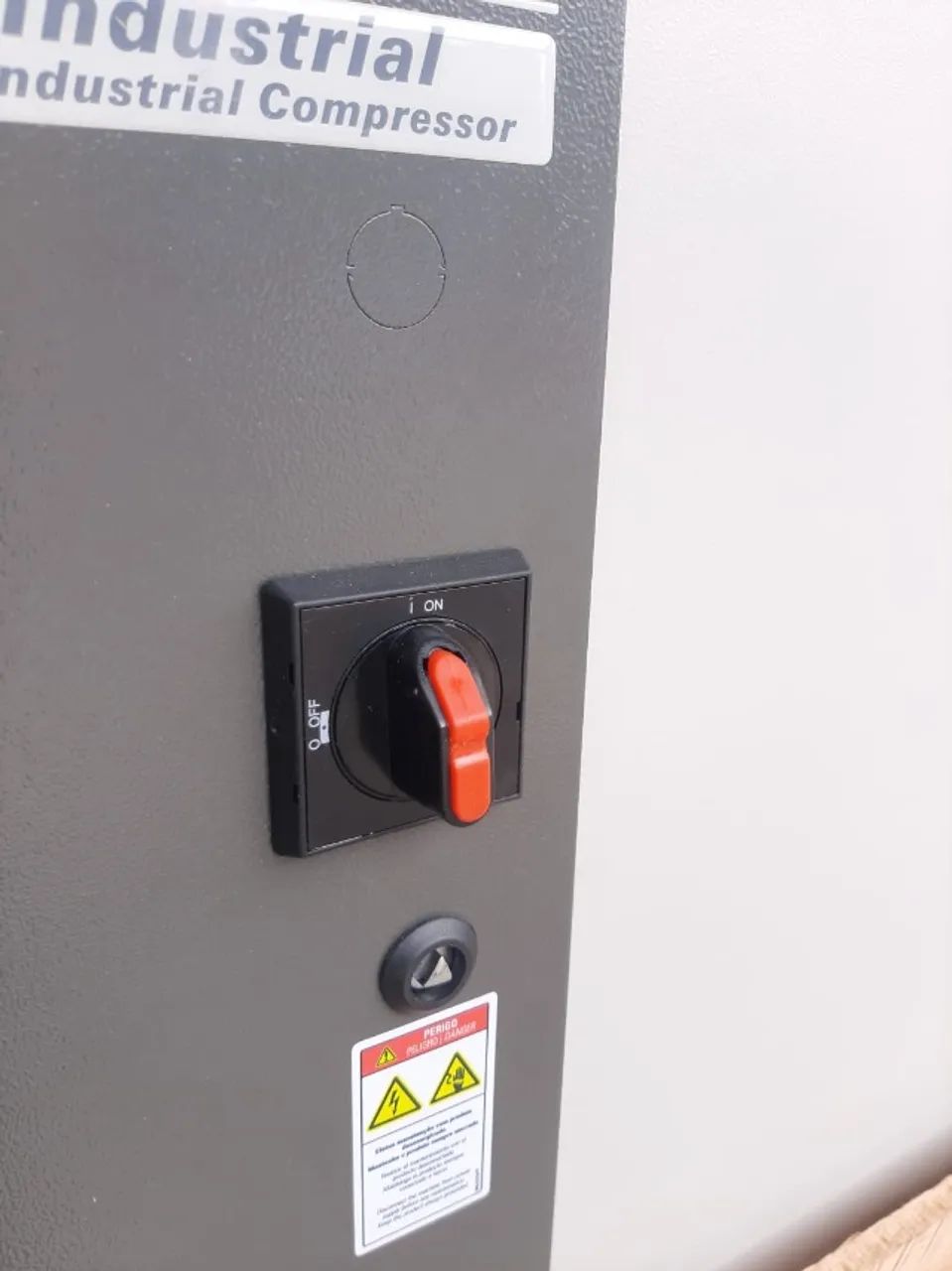 Compressor de Ar Parafuso com Secador Integrado 15HP 9Bar 260L SRP4015E - novidade - Foto 5