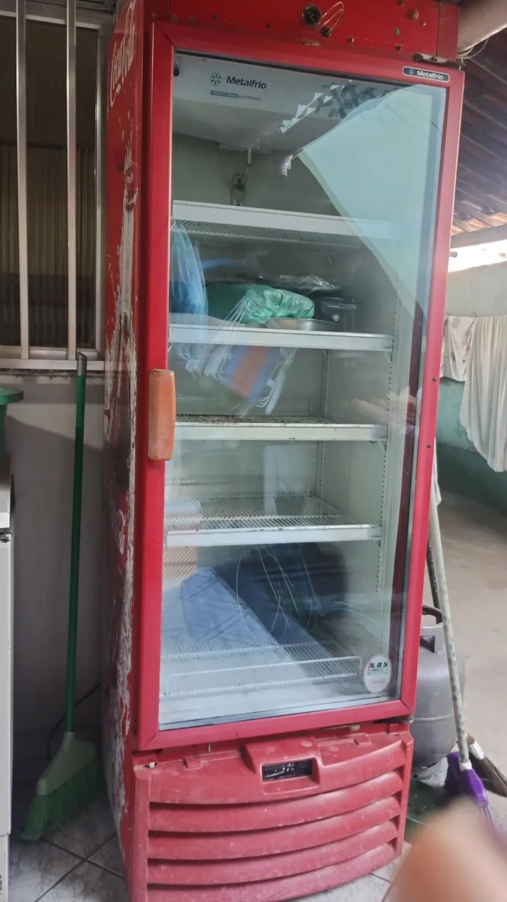 Geladeira Coca-Cola Metalfrio
