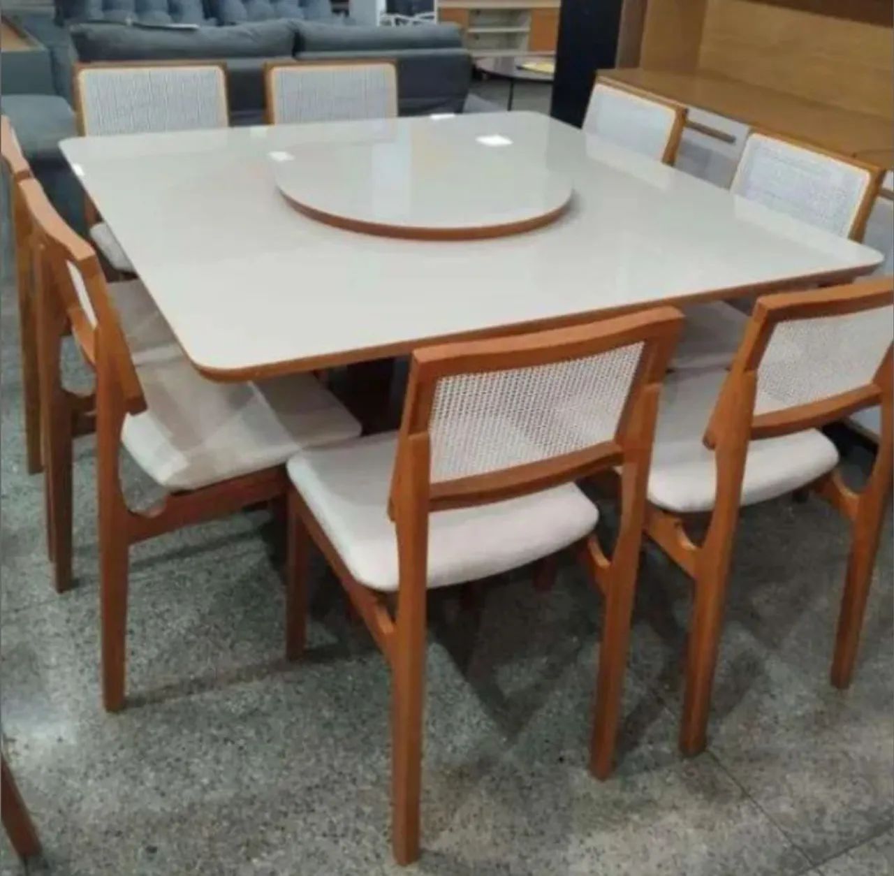 Mesa de jantar topázio com 6 cadeiras ( madeira ) pronta entrega completa 