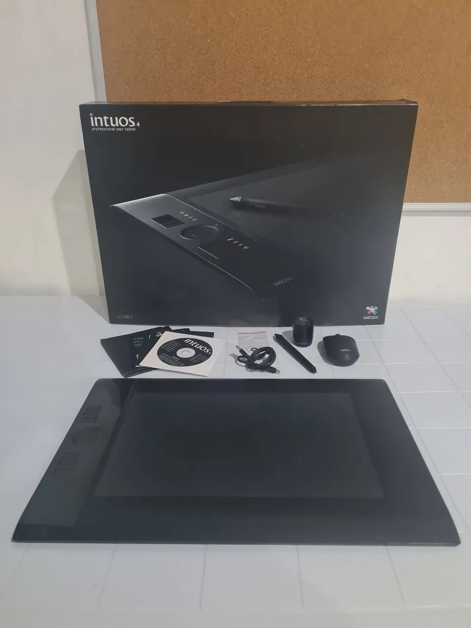Wacom Intuos 4 Large PTK-840 - Mesa digitalizadora (Leia a descrição)