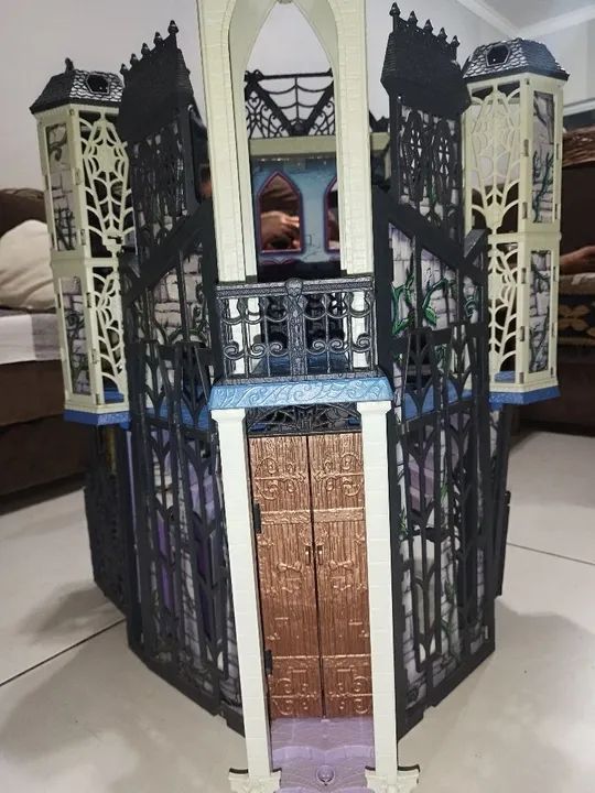 Monster High Castle