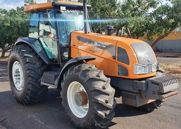 Trator Bh180 2015