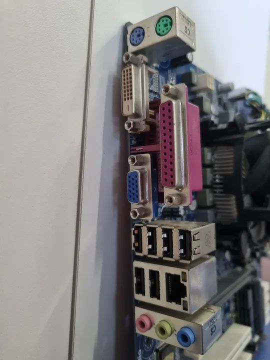 Kit Placa Mãe ECS H61H2-M16 Intel Pentium G2030 Cooler e Espelho Eco Eletron  - Foto 5