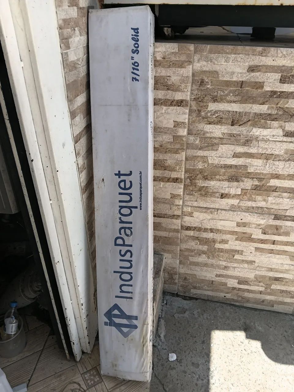 Piso pronto (5 caixas com 2,05m²)