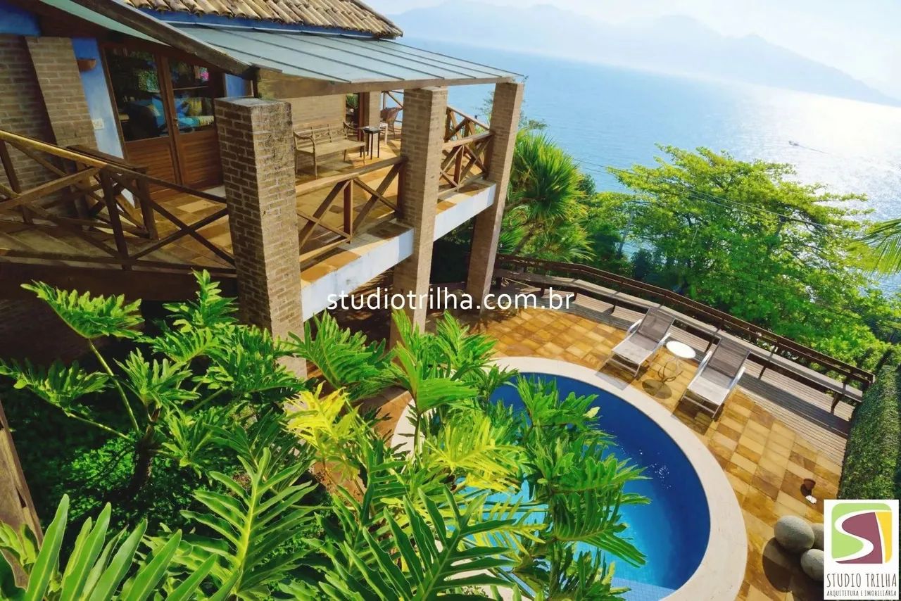 Mansão à Venda em Ilhabela, 5 suítes, AC 406m², AT 880m², Ponta das Canas