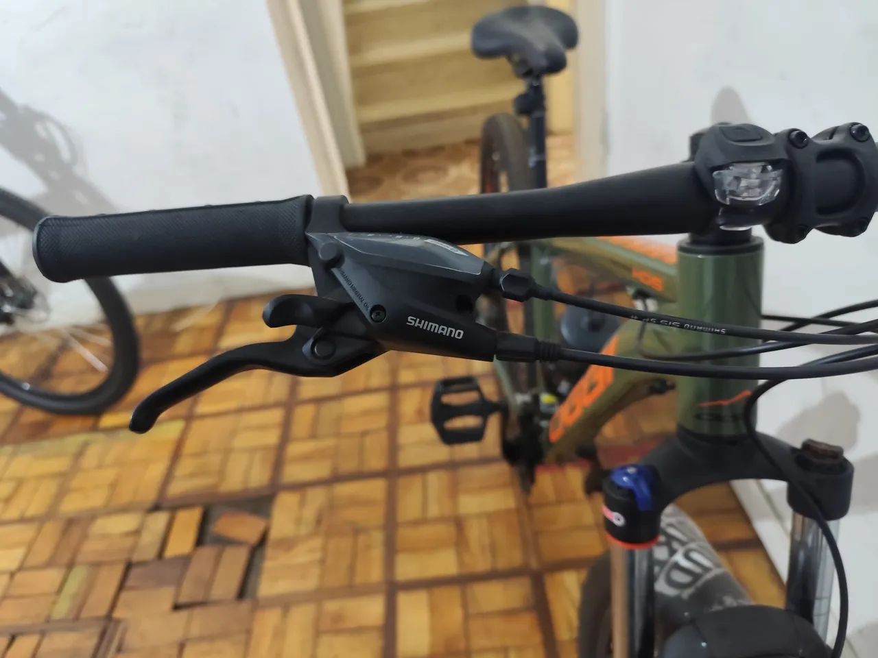 Bicicleta OGGI Aro 29 - Mountain Bike - Foto 4