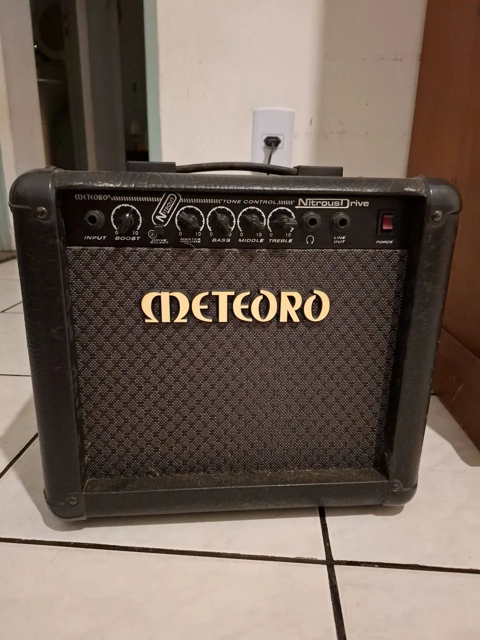 Cubo Meteoro Nitrous Drive para guitarra