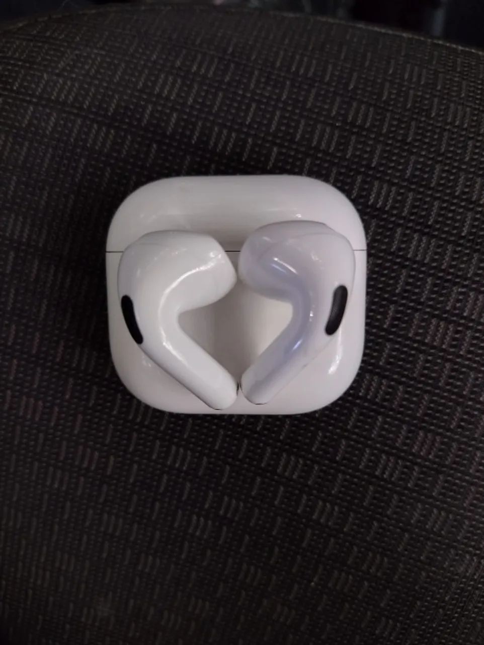 AirPods4 Apple
