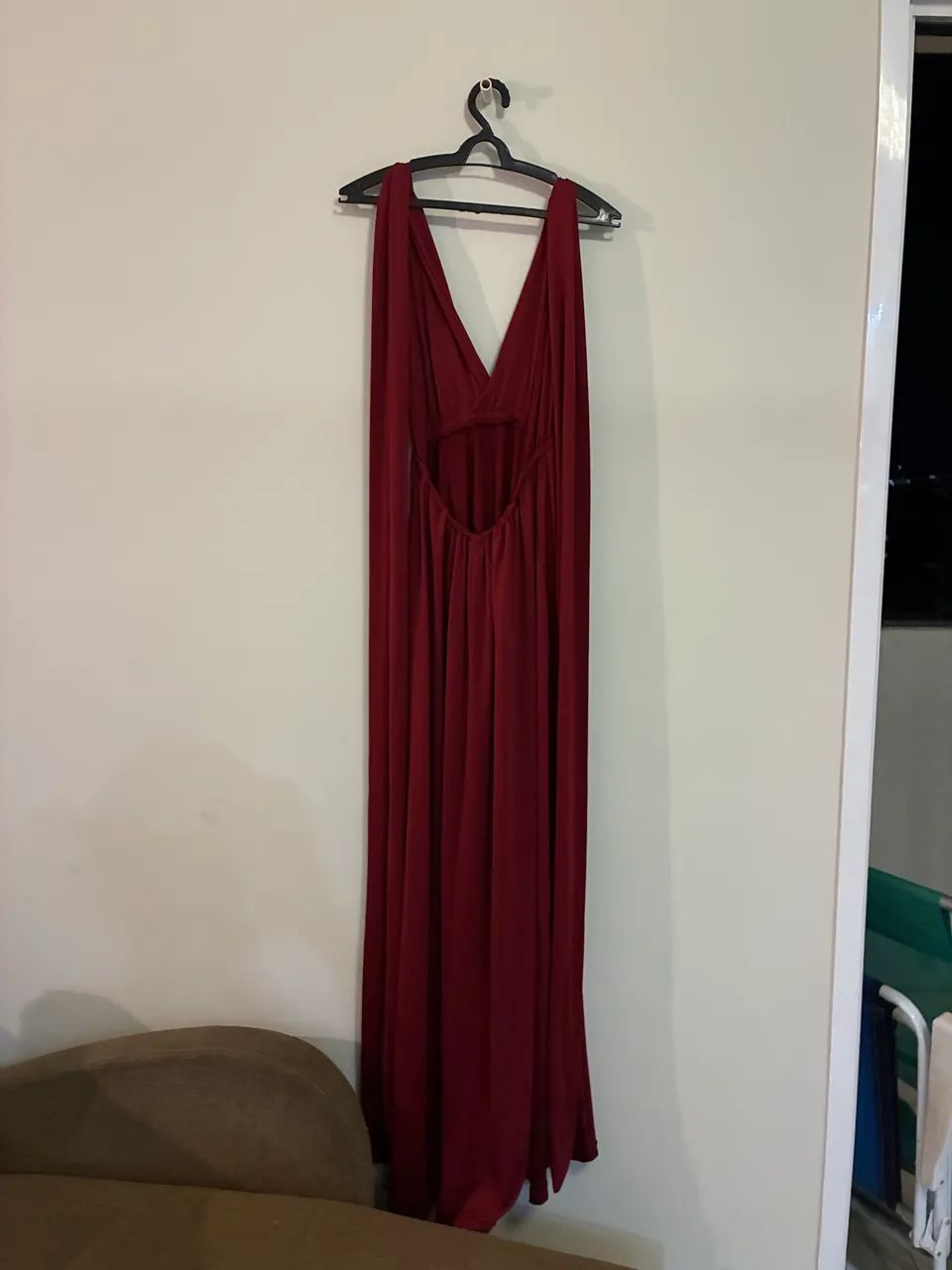 Doa-se Vestido de Festa Vinho - Foto 3