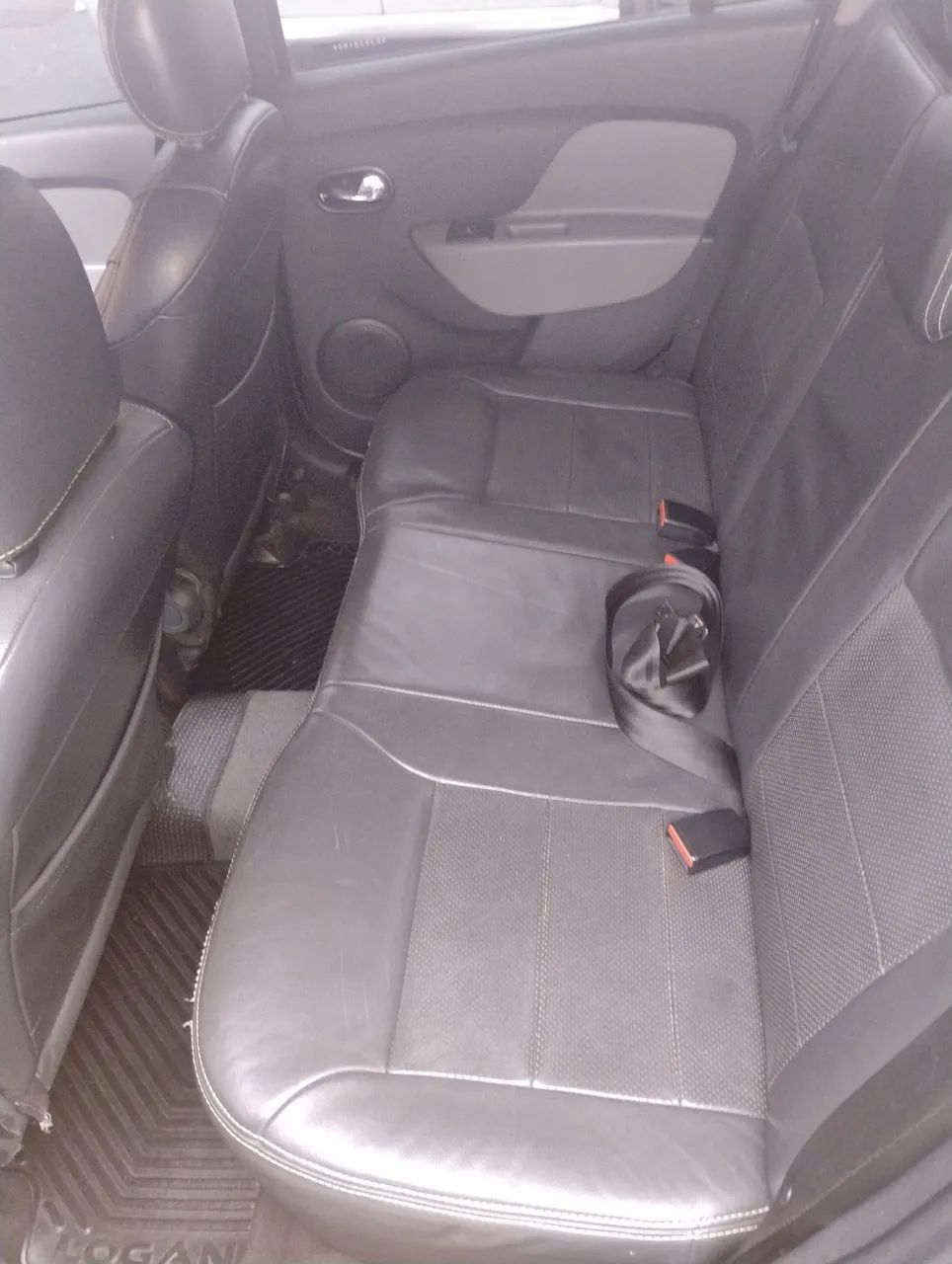 Renault Logan Dynamique Hi-flex 1.6 8V 4P 2016 - Foto 5
