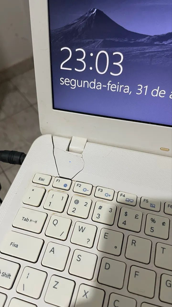 Notebook Samsung Essentials E34 - Foto 3