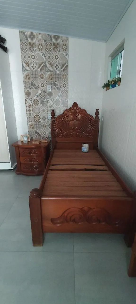 Vendo cama de mogno trabalhado. - Foto 3