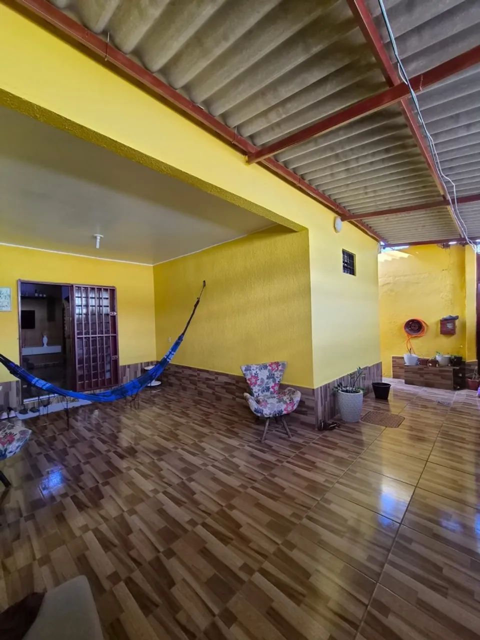 Vendo excelente casa na Santa Maria 