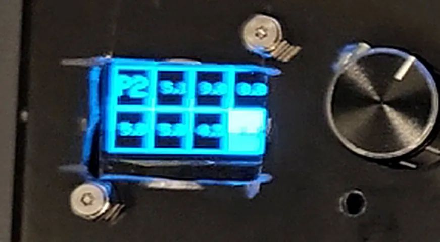 CONTROLADORA FOOTSWITCH para TONEX PLUG 4 footswitches 4 knobs display OLED e bateria int - Foto 3