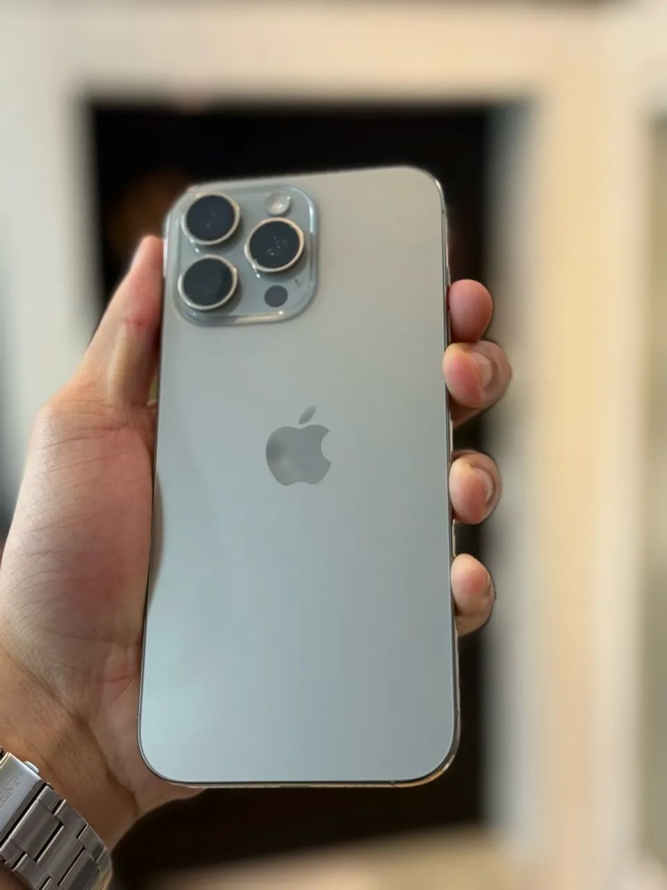 IPhone 16 Pro Max 256GB - Natural Titanium com garantia  - Foto 2