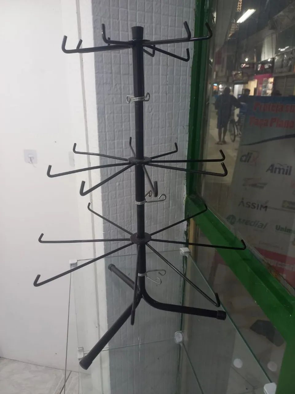 Expositor de ferro