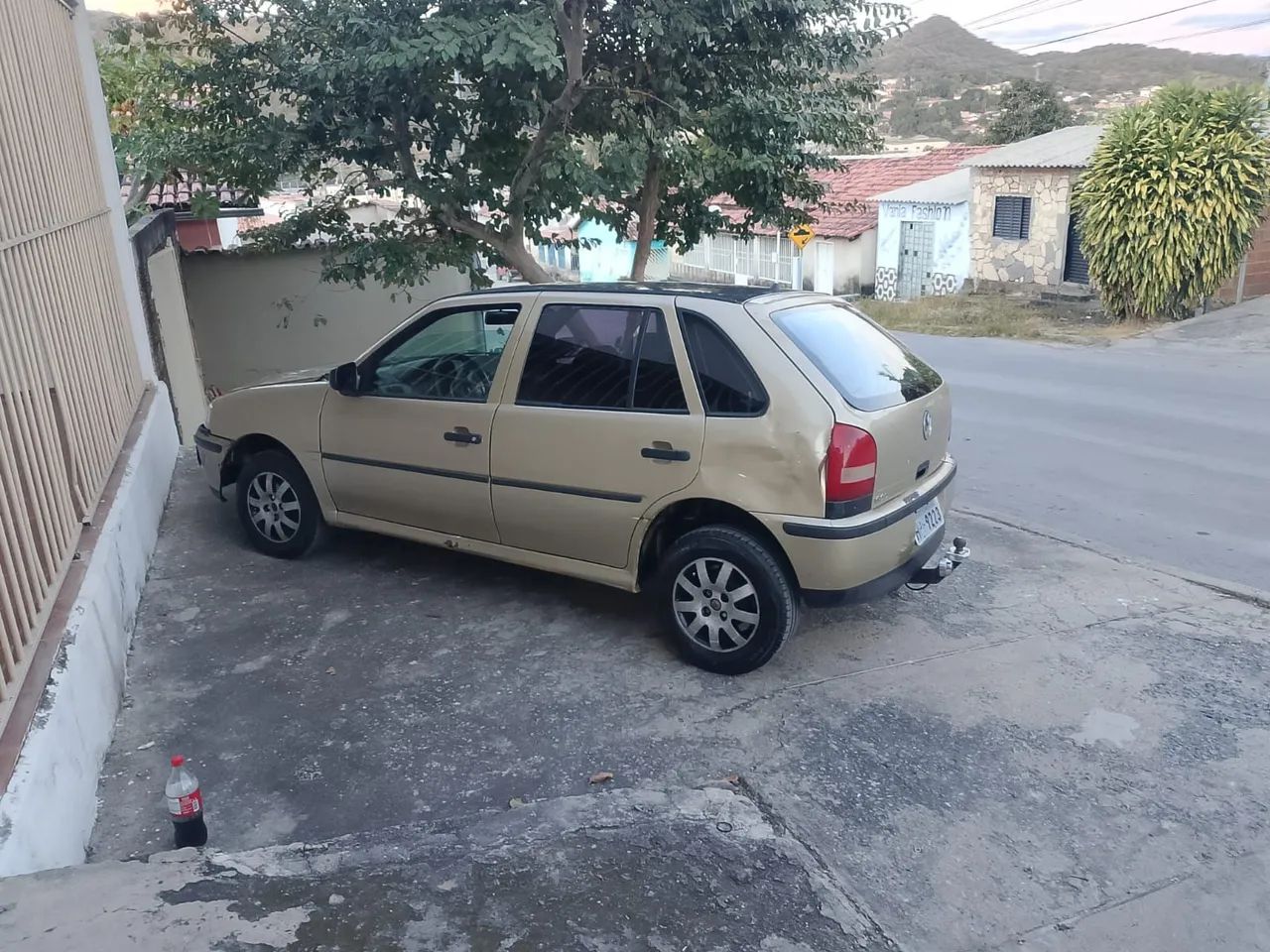Volkswagen Gol Geração III Ouro 1.0 MI 16V Gasolina Mec. 2P 2000