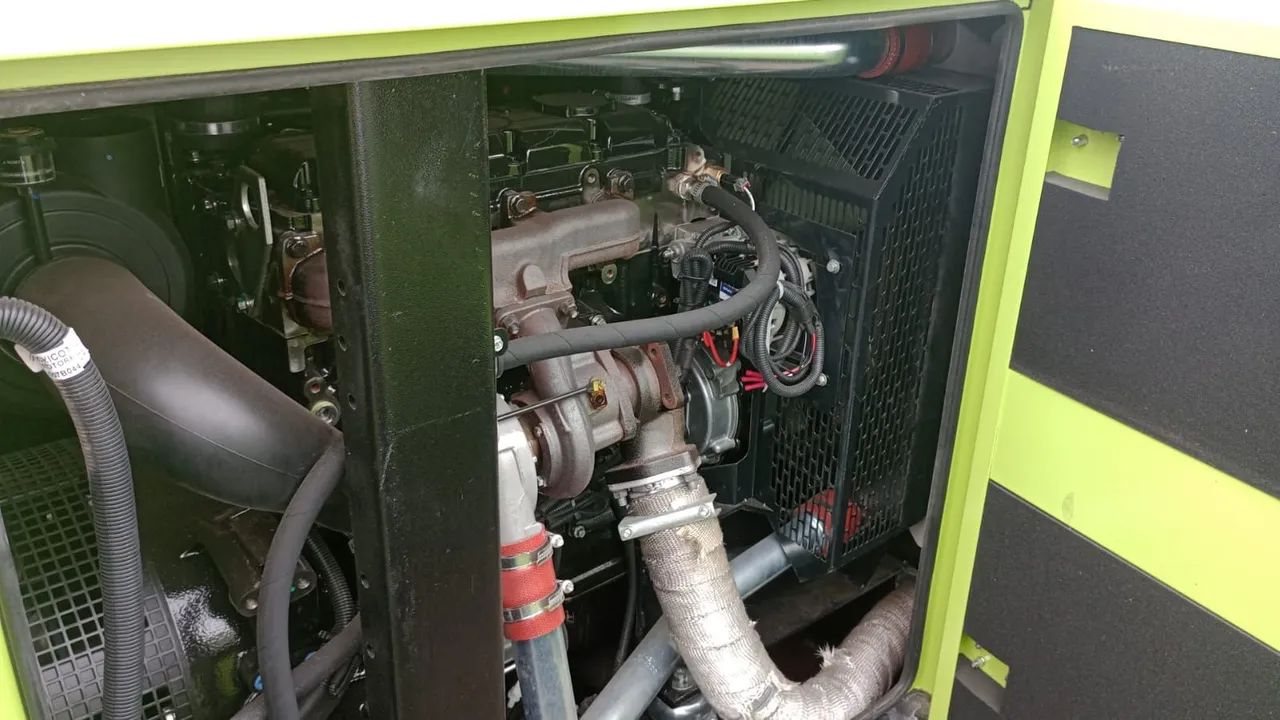 Grupo gerador 125 KVA/115 KVA Pramac ano 2021
