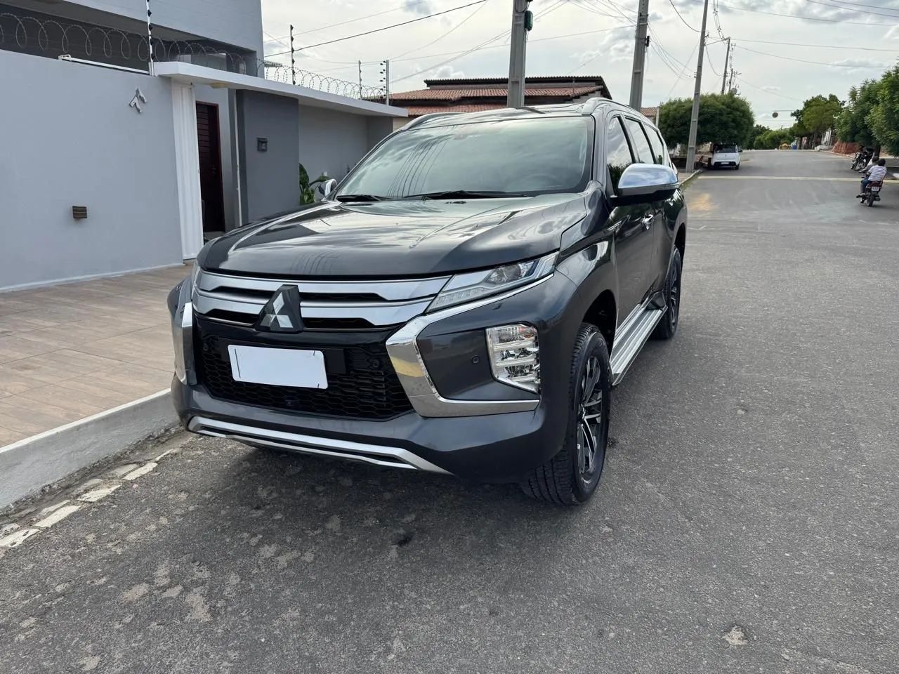 Mitsubishi Pajero Pajero Sport HPE-S 2.4 4x4 Diesel Aut. 2023
