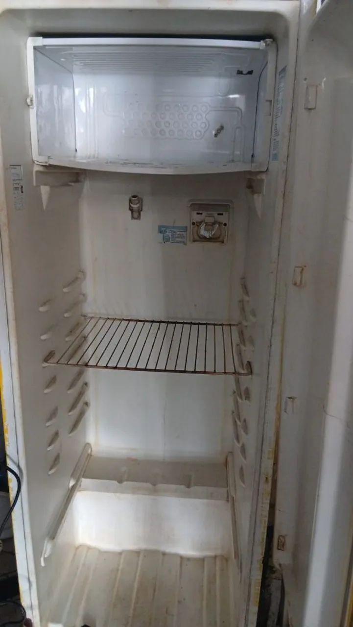 Vende - se 2  GELADEIRAS  - Foto 3