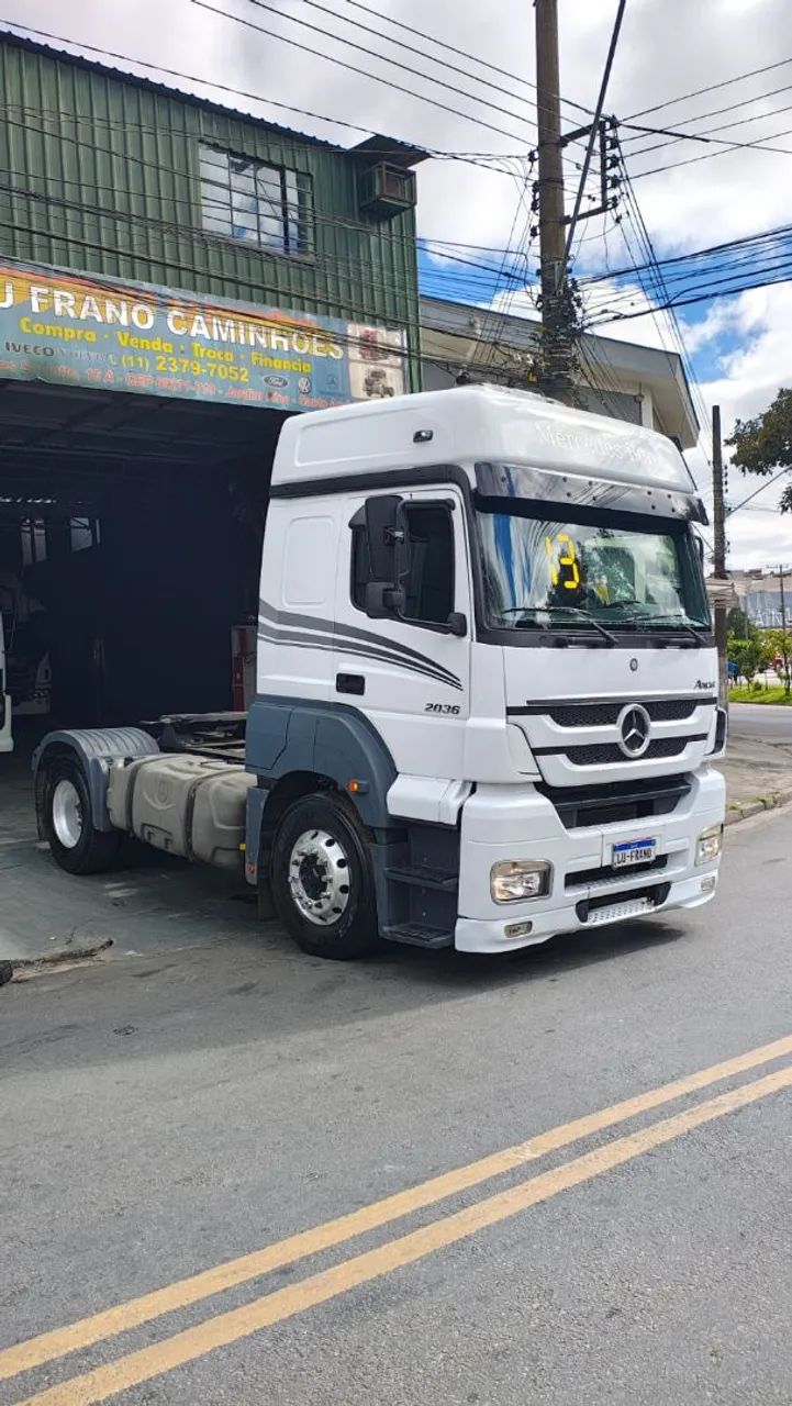 Axor 2036 teto alto automático 2013 - Foto 4