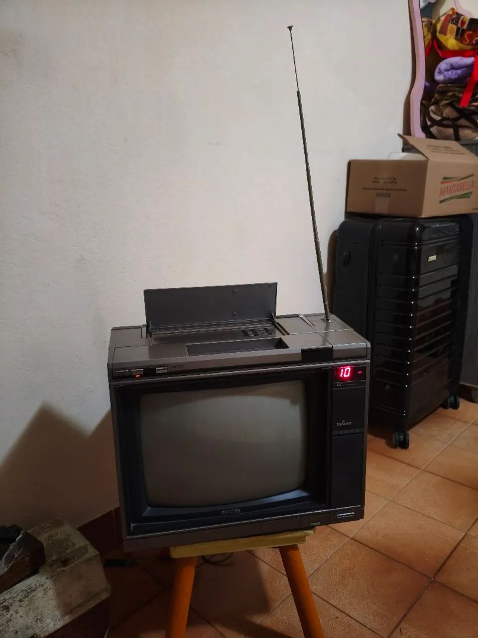 Tv Philips antiga 