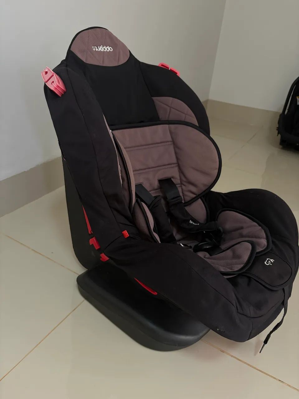 Cadeirinha para carro - de 0 a 25kg  - Foto 2