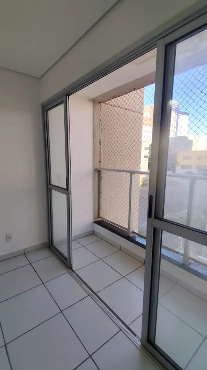 Nascente e com vista livre: 2 quartos com suíte, varanda e garagem coberta em Samambaia No - Foto 3