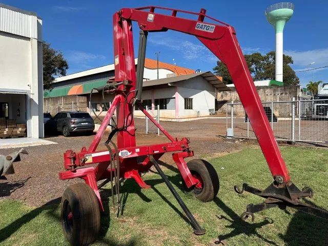Guincho Agrícola Tatu Giratório Bitola Regulável