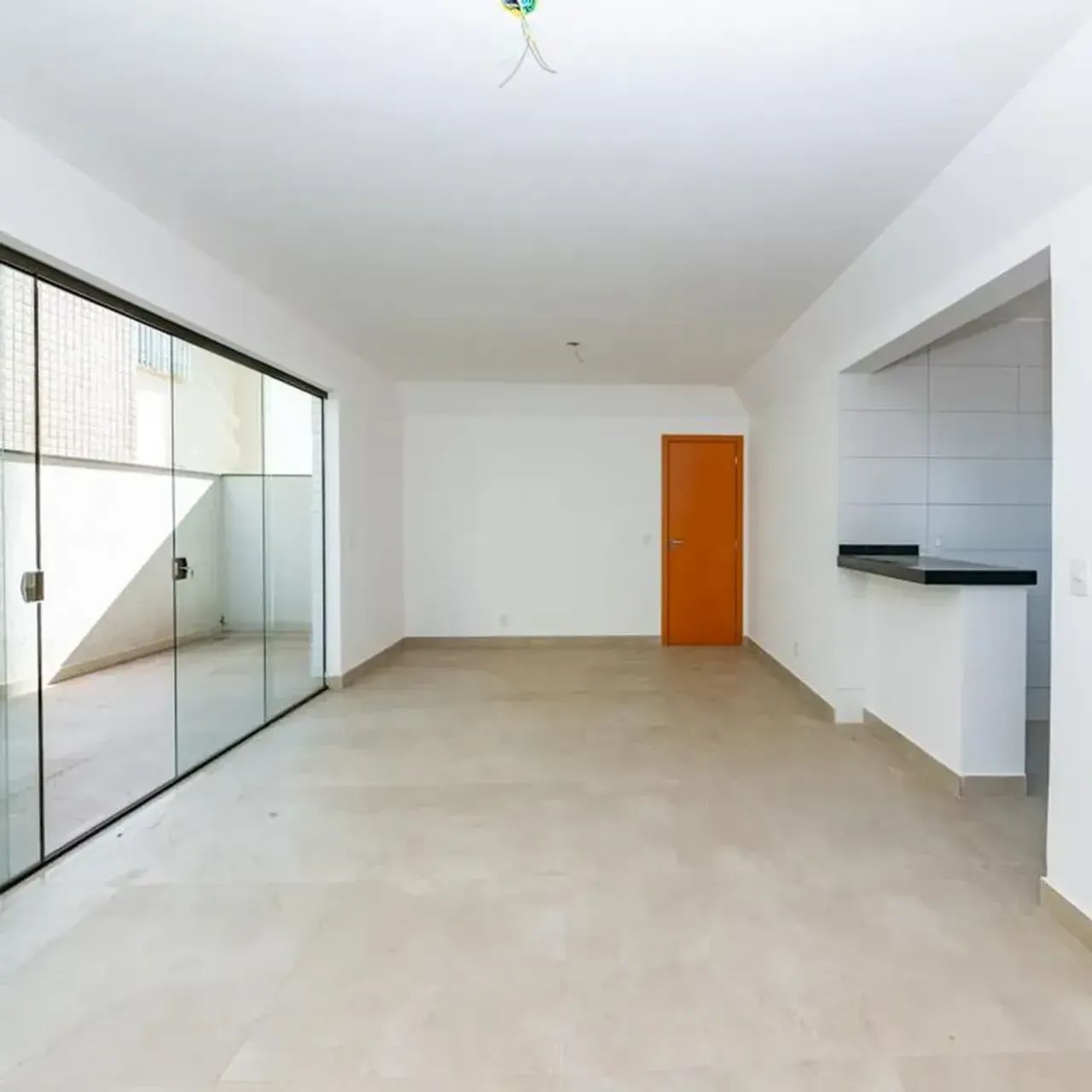 Área Privativa com 3 quartos, 111 m² - Minas Brasil - Foto 2