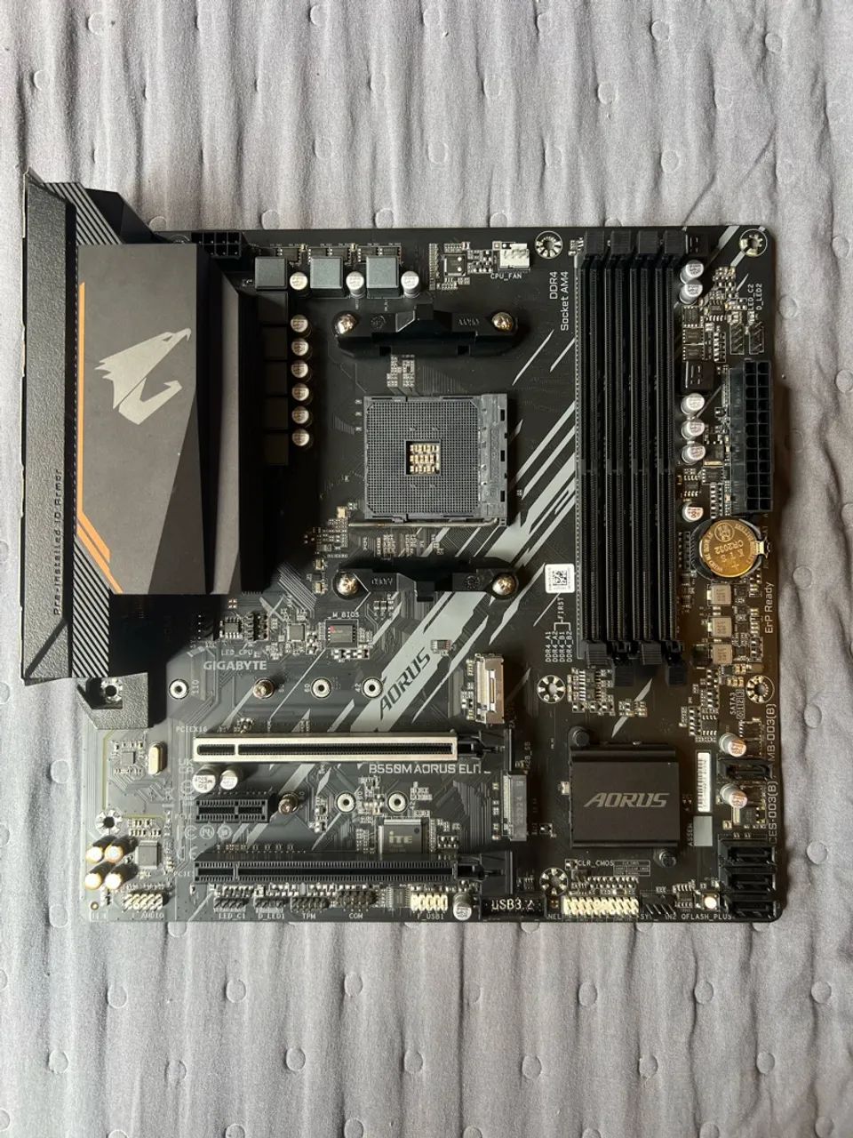 Placa mãe b550m aorus elite  - Foto 3