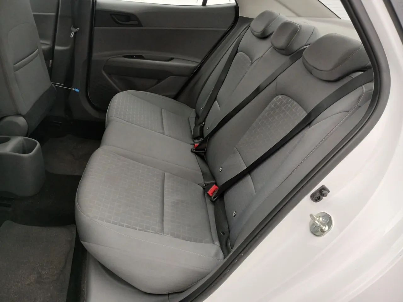 Hyundai HB20S Comfort 1.0 TB Flex 12V Aut., foto 17 de 18