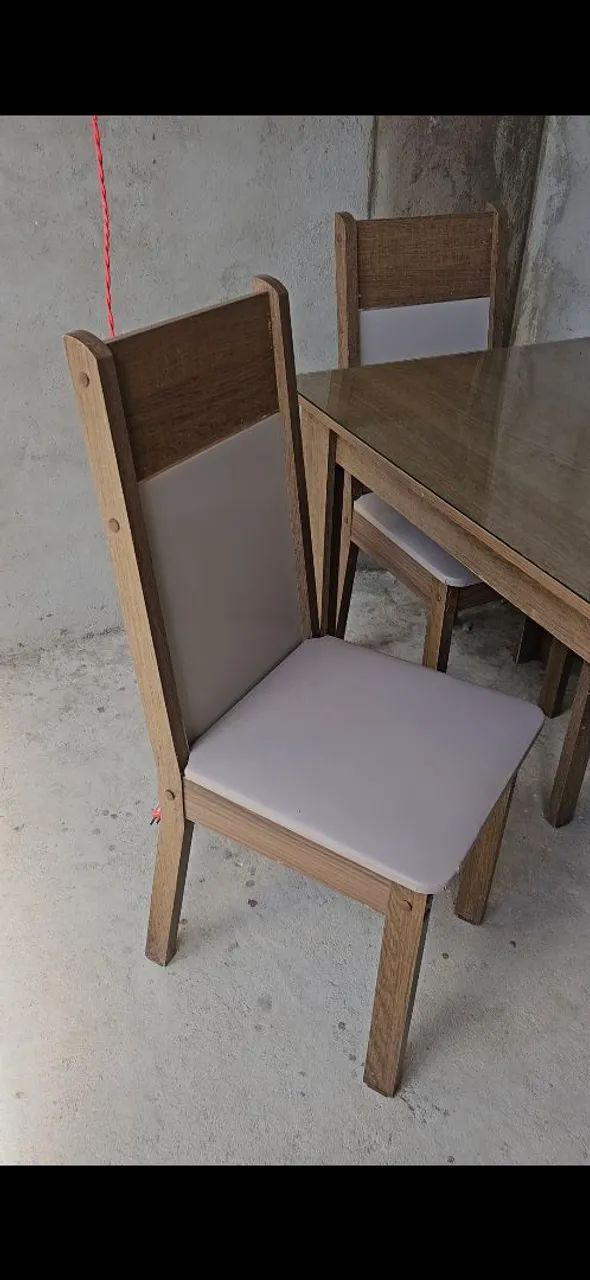 Vende-se mesa com 4 cadeiras em MDF - Foto 5
