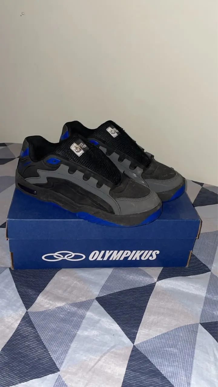 Vendo tênis