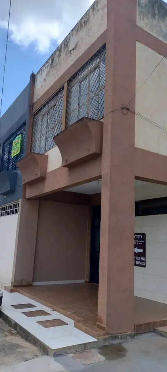 Aluga-se ótimo apartamento