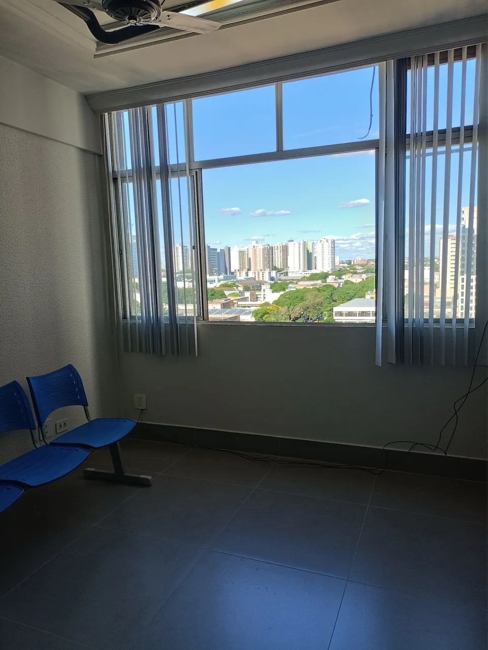 Sala Comercial 50m² - Edifício Três Marias - Centro de Maringá - Foto 3