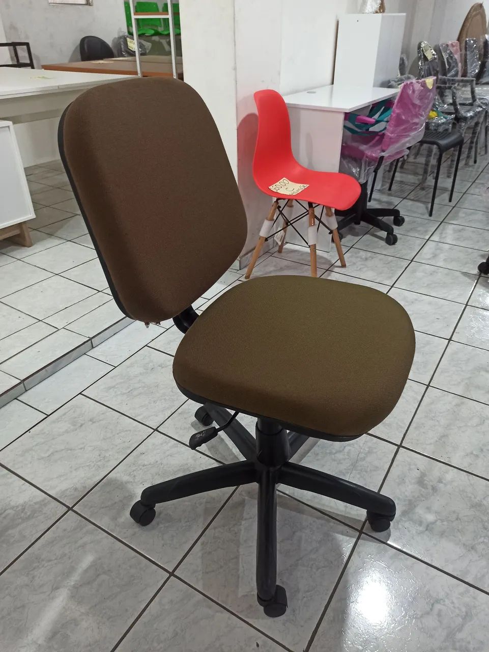 Cadeira diretor promoção  - Foto 3