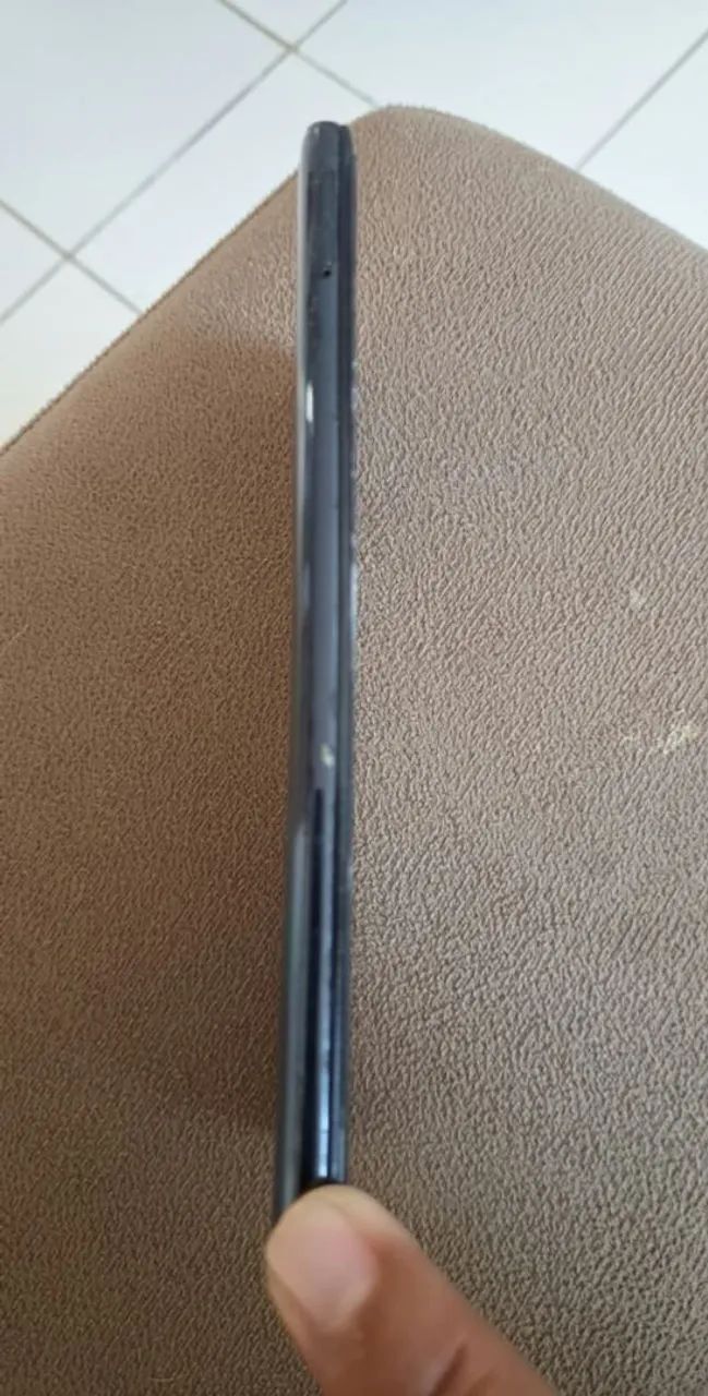 Celular A71 bom estado e arranhões. - Foto 3