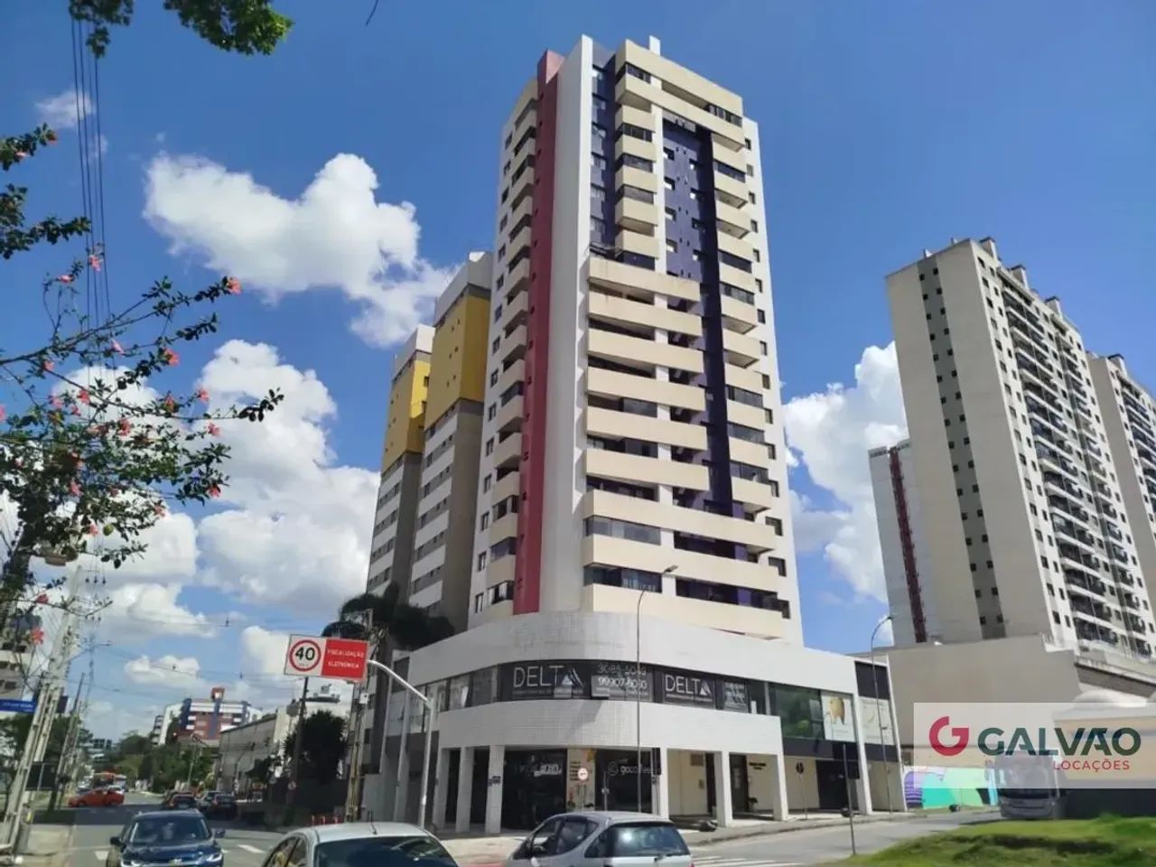 Sala/Conjunto Comercial no Cabral de 55,85 m² - 40516.001-GL