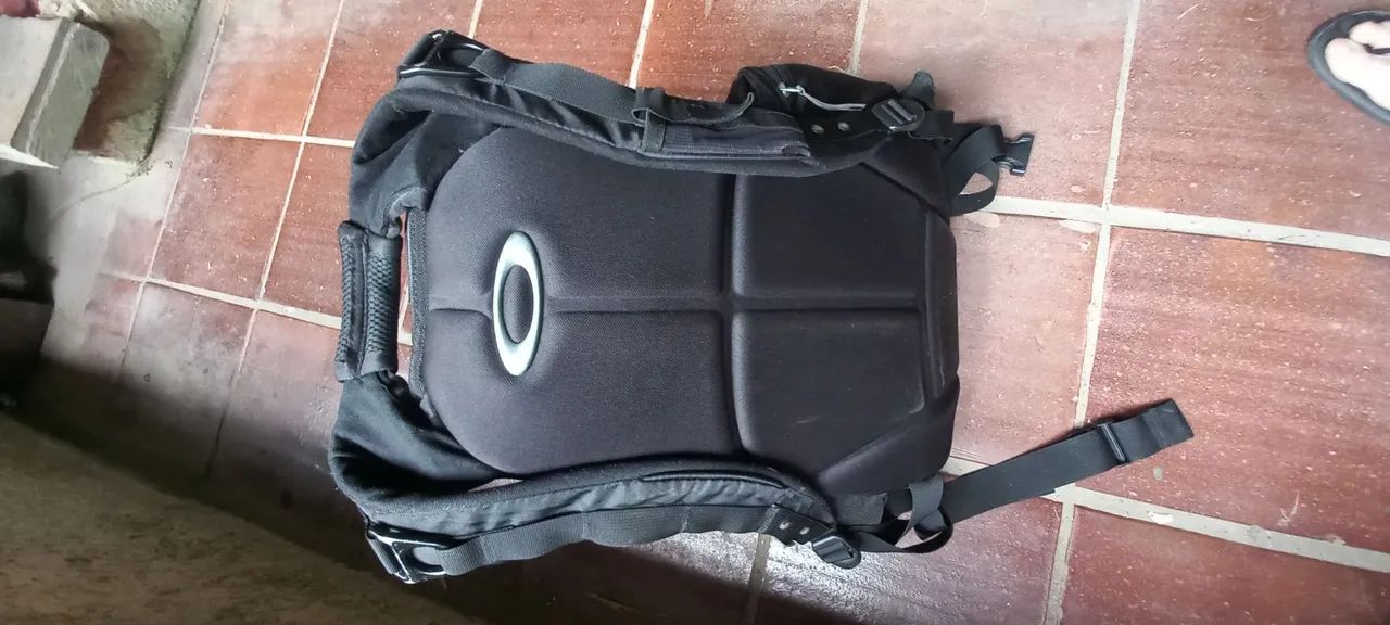 Mochila Oakley Icon pack 3.0 original  - Foto 2
