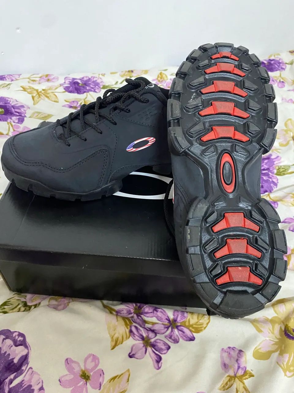 Tênis botinha oakley original 
