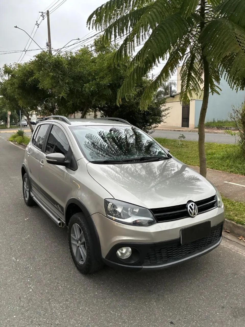 Volkswagen Crossfox 1.6 8V FLEX 2012