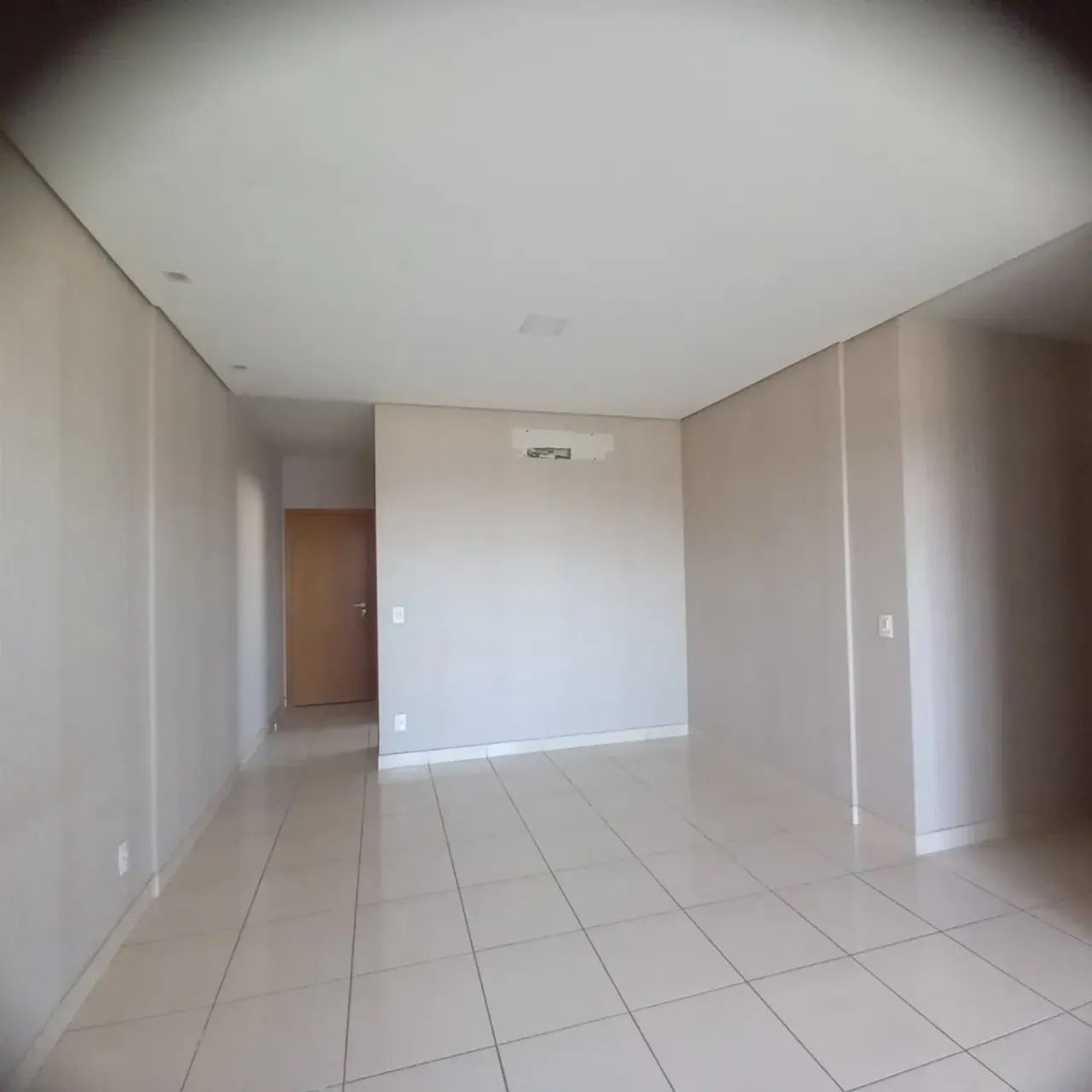 ALUGO OU VENDO APARTAMENTO NO EDIFÍCIO SOLAR DO BOSQUE - Foto 2