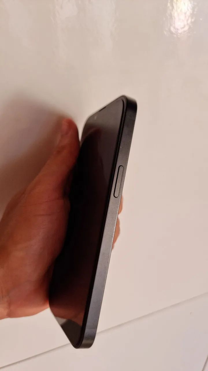 Vendo iPhone 16e - Foto 3
